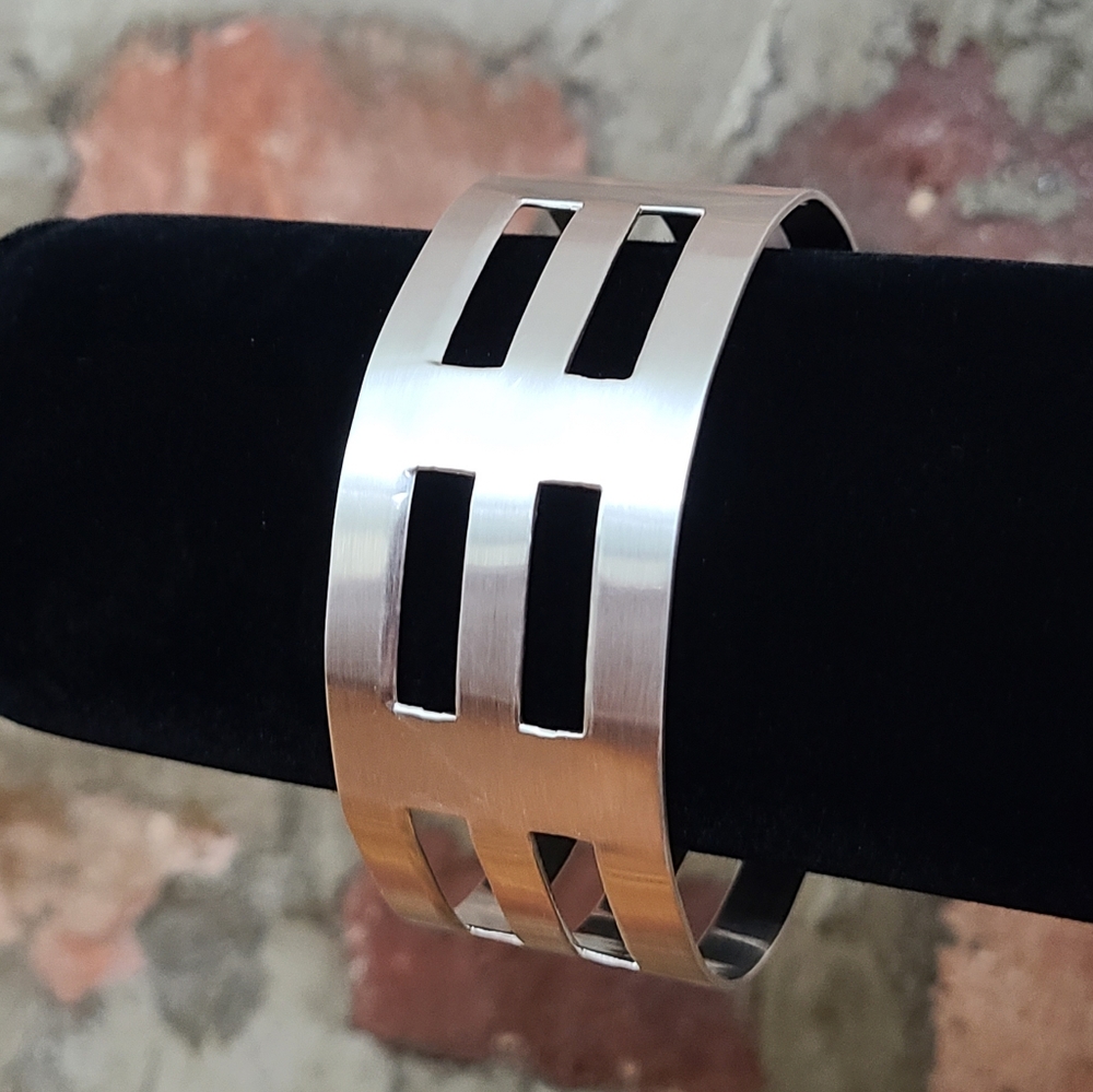 Sterling Silver Open Structure Cuff/Bracelet - image 1